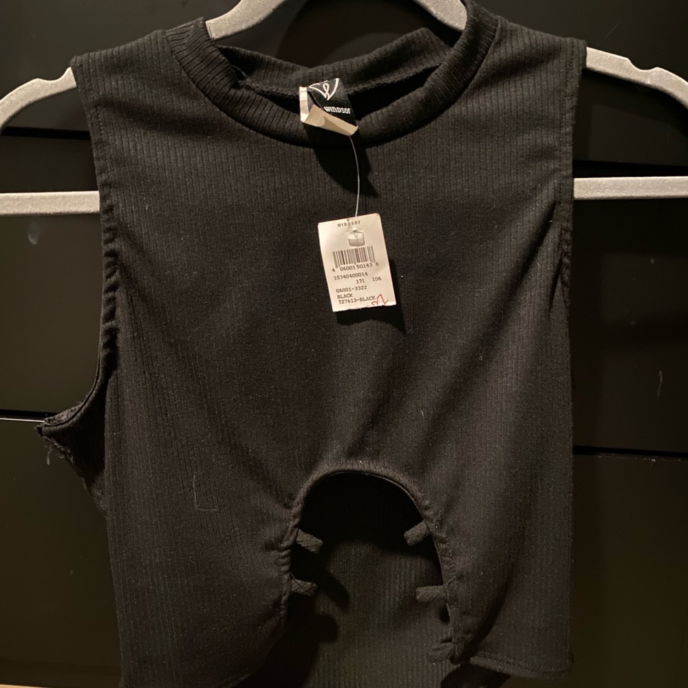 Crop top